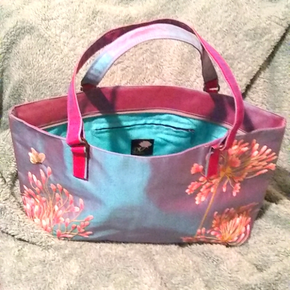 DV Collection Bag 12" X 8" X 4" - Picture 1 of 6